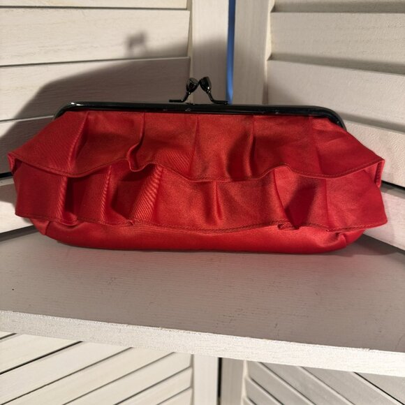 Hollywould for Target Red Satin Clutch 10x5 Ruffle Frame Chain Strap - Picture 3 of 5